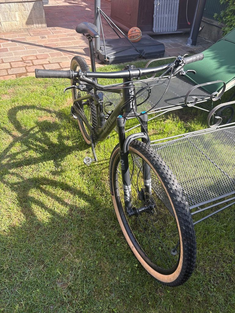Used BMC Fourstroke 01 THREE 2020 2020 Mountainbike, Schwarz, 29 — image 1 of 7