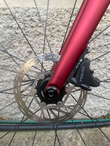 Used Scott Addict 30 disc 2021 2021 Road & Gravel, Red — image 9 of 10
