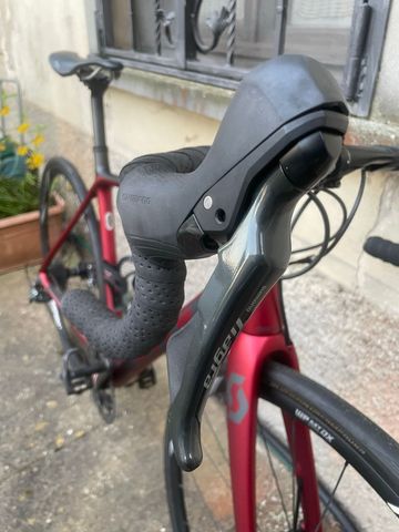 Gebrauchtes Scott Addict 30 disc 2021 2021 Road & Gravel, Rot — Bild 4 von 10