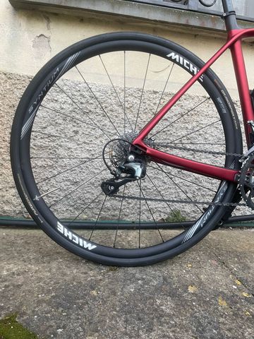 Gebrauchtes Scott Addict 30 disc 2021 2021 Road & Gravel, Rot — Bild 8 von 10