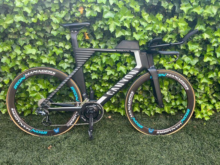 Used Canyon Speedmax CF SLX 8.0 2020 2020 Road & Gravel, Schwarz — image 1 of 8