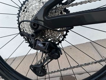 Brugt Scott Spark RC Team 2022 2022 Mountainbike — billede 3 af 8