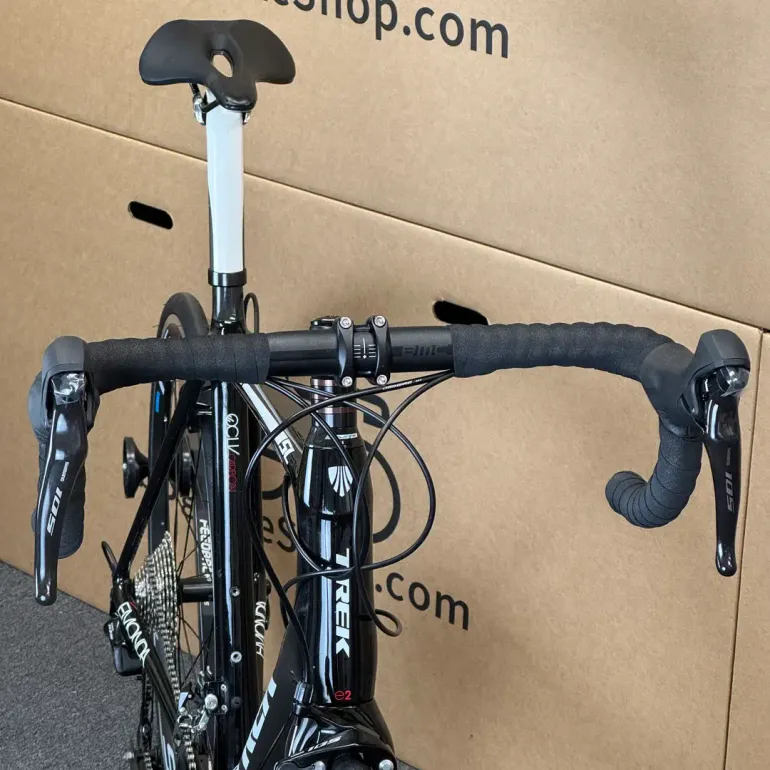 Used Trek Trek Emonda SL 8 - 11-speed Shimano 105 58cm (2016) 2016 Road & Gravel, Black — image 4 of 7