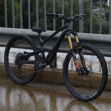 Cannondale Jekyll 1 2023 2023 Mountainbike usato, Nero — immagine 1 di 4