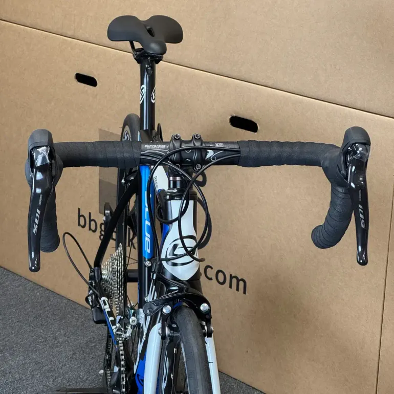 Used Blue Competition Blue Axino EX - 11-speed Shimano 105 52cm (2017) 2017 Road & Gravel, Blue — image 6 of 8