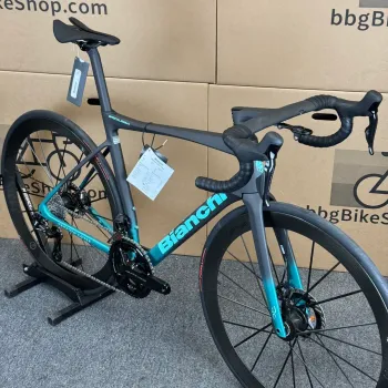 Used Bianchi Specialissima RC Durace Di2 2024 2024 Road & Gravel, Black — image 15 of 17