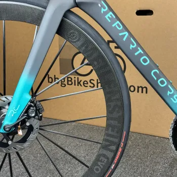 Used Bianchi Specialissima RC Durace Di2 2024 2024 Road & Gravel, Black — image 6 of 17