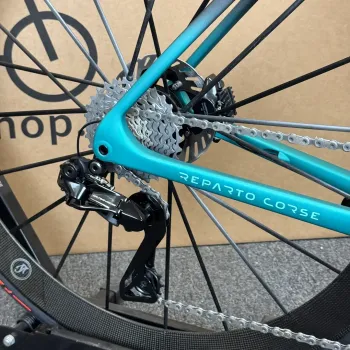 Used Bianchi Specialissima RC Durace Di2 2024 2024 Road & Gravel, Black — image 11 of 17