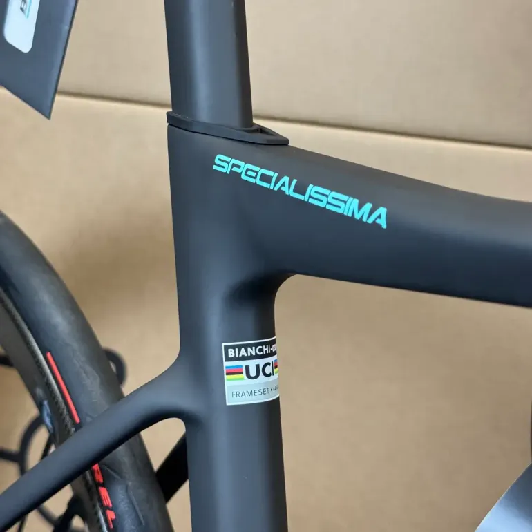 Used Bianchi Specialissima RC Durace Di2 2024 2024 Road & Gravel, Black — image 12 of 17