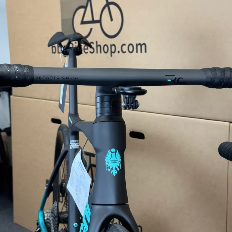 Used Bianchi Specialissima RC Durace Di2 2024 2024 Road & Gravel, Black — image 14 of 17