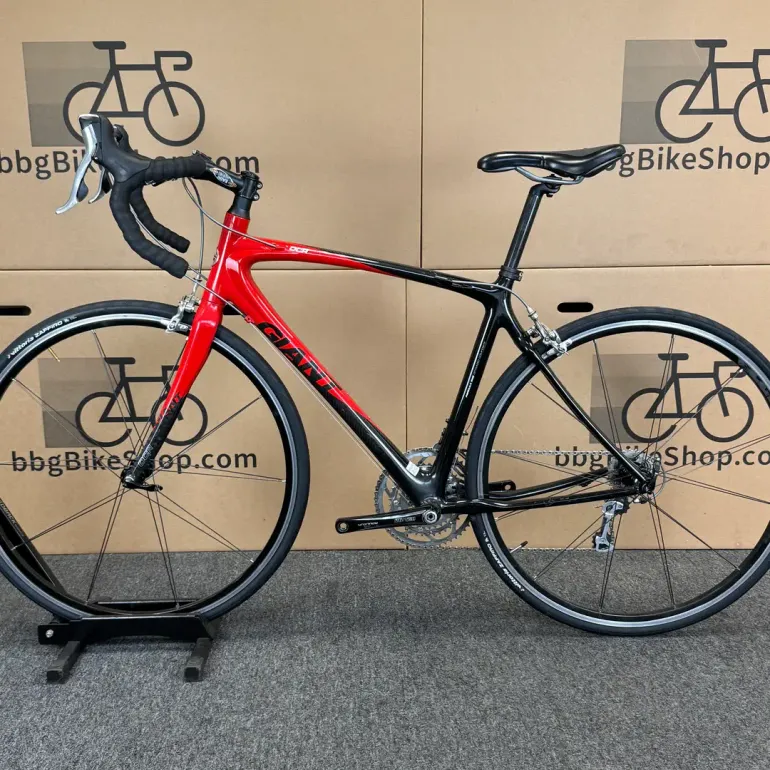 Used Giant Giant OCR C2 Carbon Fiber Road Bike 55CM (2007) 2007 Road & Gravel, Red — image 2 of 7