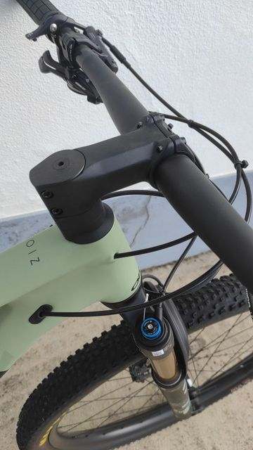 Gebrauchtes Orbea OIZ M10 TR 2022 2022 Mountainbike, Grün, 29 — Bild 1 von 13