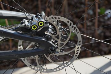 Santa Cruz V10 Shimano Deore XT 2018 Mountainbike d'occasion — image 8 sur 15