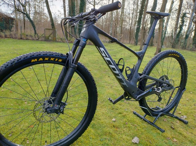 Used Scott Spark RC Team 2023 2023 Mountainbike, Nero — image 6 of 7