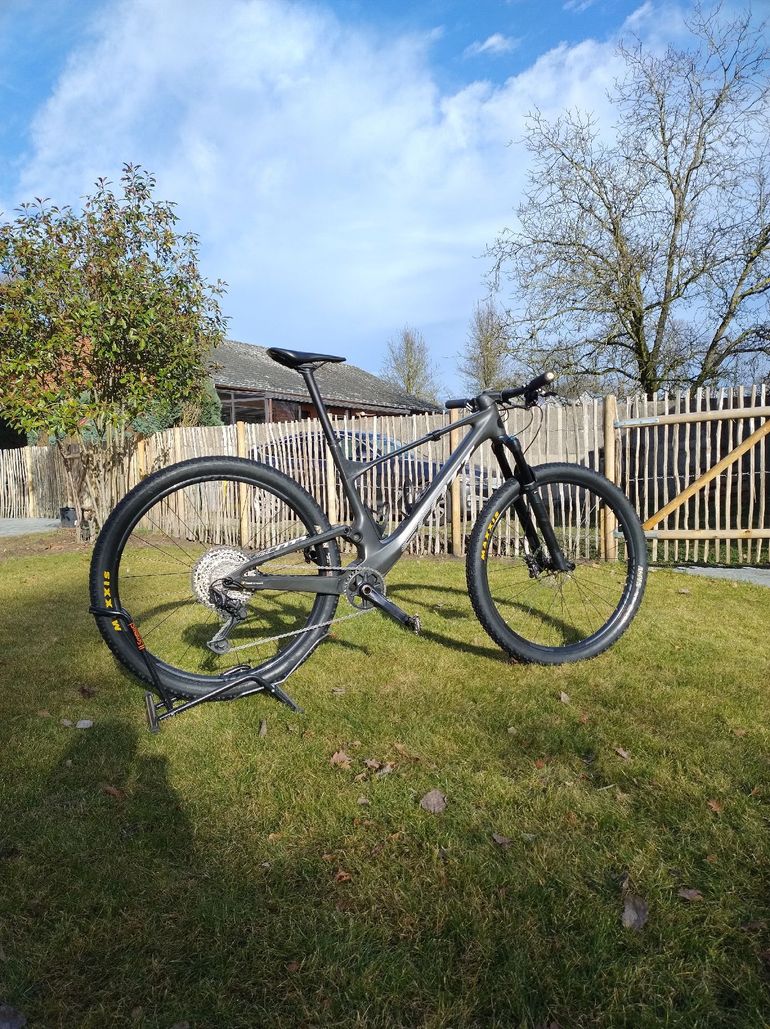Used Scott Spark RC Team 2023 2023 Mountainbike, Nero — image 3 of 7
