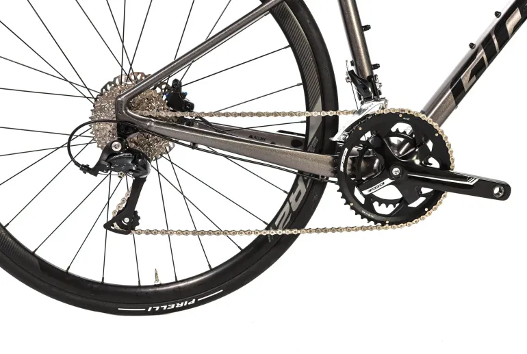 Used Giant Giant Revolt 2 Shimano Sora Disc Gravel Bike 2020, Size Small 2020 Road & Gravel — image 3 of 9