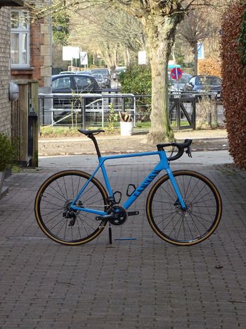 Canyon, Ultimate SRAM Force eTap AXS