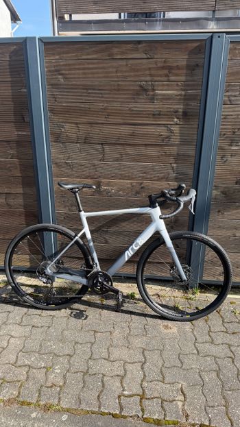 ARC 8, Eero Gravel GRX