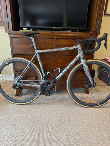 Colnago, Colnago C64 Disc Dura Ace Di2 12-Speed 9270