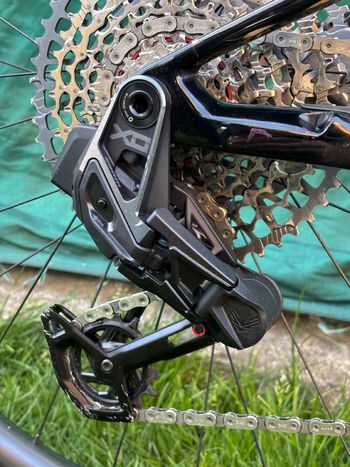 Used Orbea OIZ M-TEAM AXS 2024 2024 Mountainbike — image 3 of 5