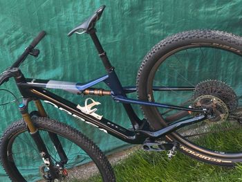 Used Orbea OIZ M-TEAM AXS 2024 2024 Mountainbike — image 2 of 5