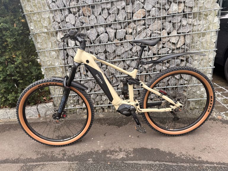 Used BESV TRS Shimano Deore 2022 Mountainbike — image 1 of 15