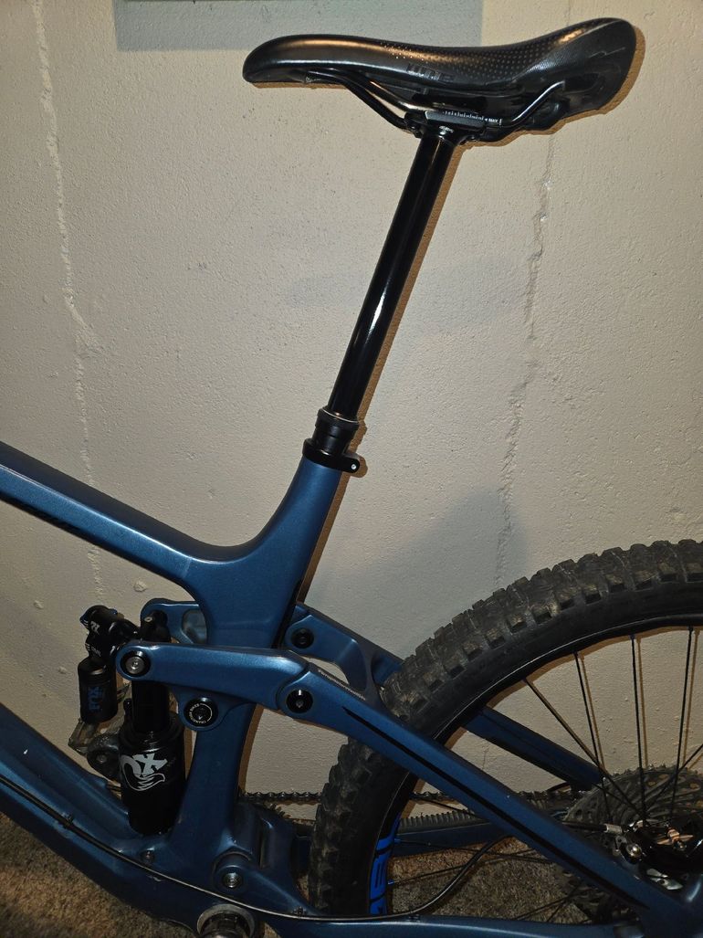 Used Transition Scout Carbon XO1 2021 2021 Mountainbike, Blue, 27.5 — image 7 of 13