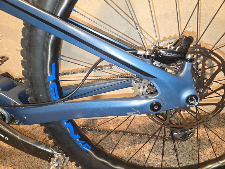 Used Transition Scout Carbon XO1 2021 2021 Mountainbike, Blue, 27.5 — image 6 of 13