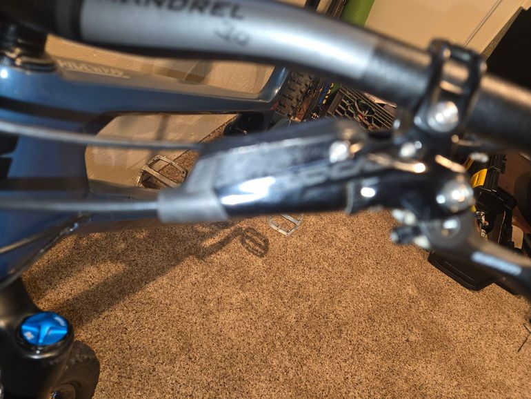 Used Transition Scout Carbon XO1 2021 2021 Mountainbike, Blue, 27.5 — image 8 of 13