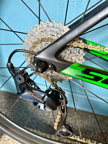 Used Scott Foil Shimano Ultegra 2017 Road & Gravel, Green — image 4 of 12