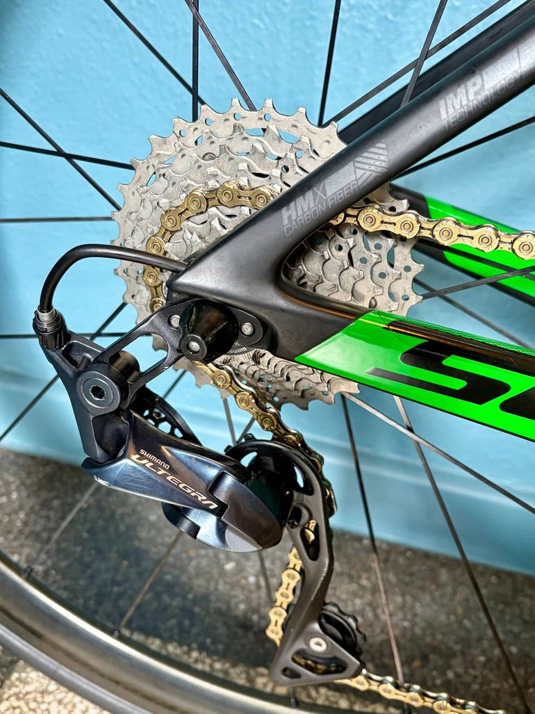 Used Scott Foil Shimano Ultegra 2017 Road & Gravel, Green — image 4 of 12