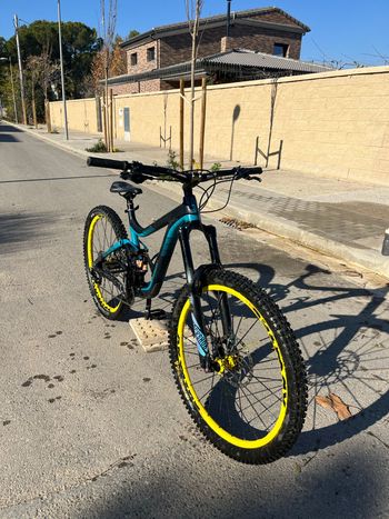 Used Giant Reign SRAM X01 2015 Mountainbike, Azul — image 4 of 7