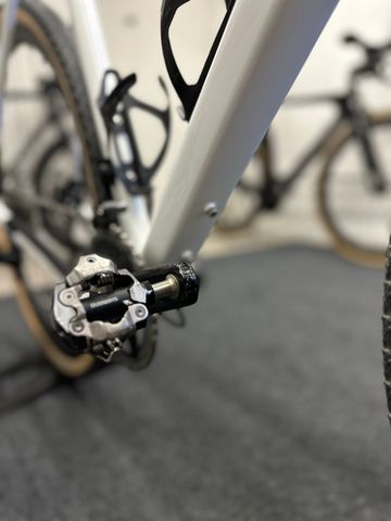Used Orbea Terra SRAM Rival 2024 Road & Gravel, White — image 15 of 19