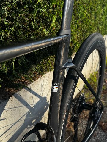 Factor Ostro Shimano Dura Ace Di2 2024 Road & Gravel d'occasion — image 11 sur 13