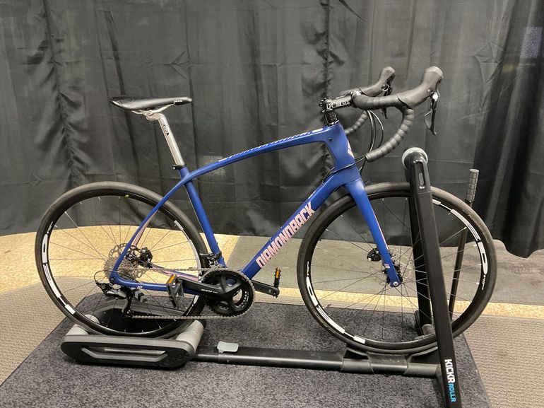 Used New Diamondback Arden 5 Carbon 2020 Arden 5 Carbon 2020 2020 Road & Gravel, Blue — image 1 of 6