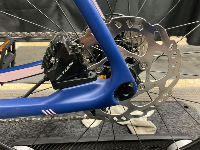Used New Diamondback Arden 5 Carbon 2020 Arden 5 Carbon 2020 2020 Road & Gravel, Blue — image 5 of 6