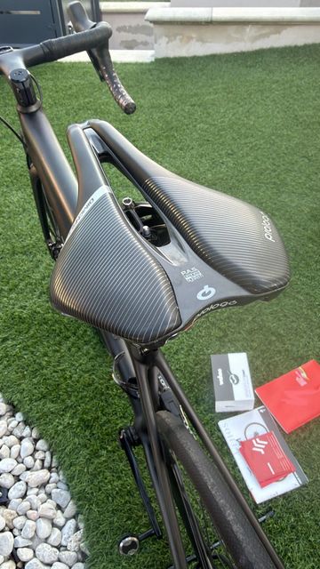 Použité Specialiced Custom SRAM Rival eTap AXS 2024 Road & Gravel — obrázek 7 z 9