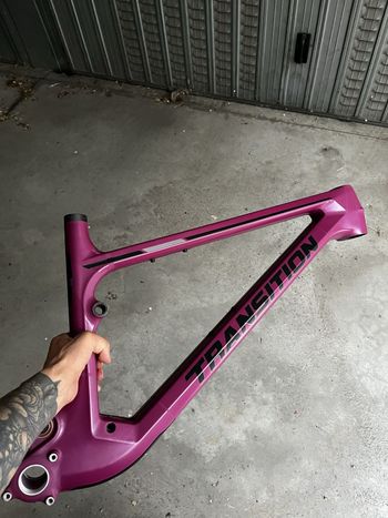Used Transition Smuggler SRAM GX Eagle AXS 2024 Mountainbike, Purple, 29 — image 11 of 12