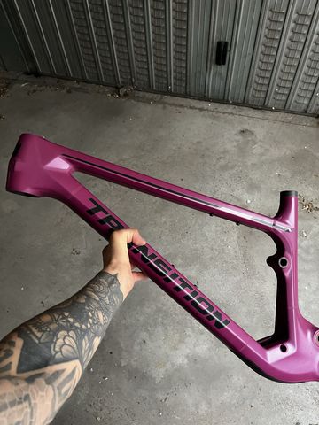 Used Transition Smuggler SRAM GX Eagle AXS 2024 Mountainbike, Purple, 29 — image 6 of 12