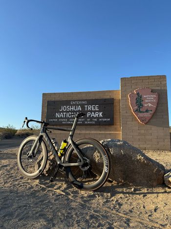 Used Canyon Aeroad Shimano Dura Ace Di2 2022 Road & Gravel, Black — image 4 of 4