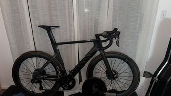 Used Canyon Aeroad Shimano Dura Ace Di2 2022 Road & Gravel, Black — image 2 of 4