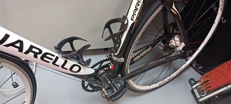 Used Pinarello Paris Carbon Pinarello Paris Carbon Custom Campagnolo Chorus 2012 Road & Gravel, Red — image 5 of 8