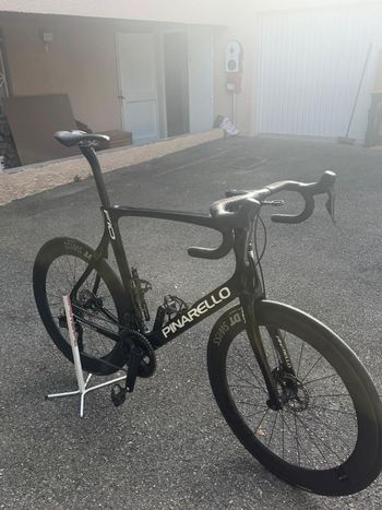 Used Pinarello Dogma Shimano Ultegra Di2 2018 Road & Gravel, Negro — image 4 of 16
