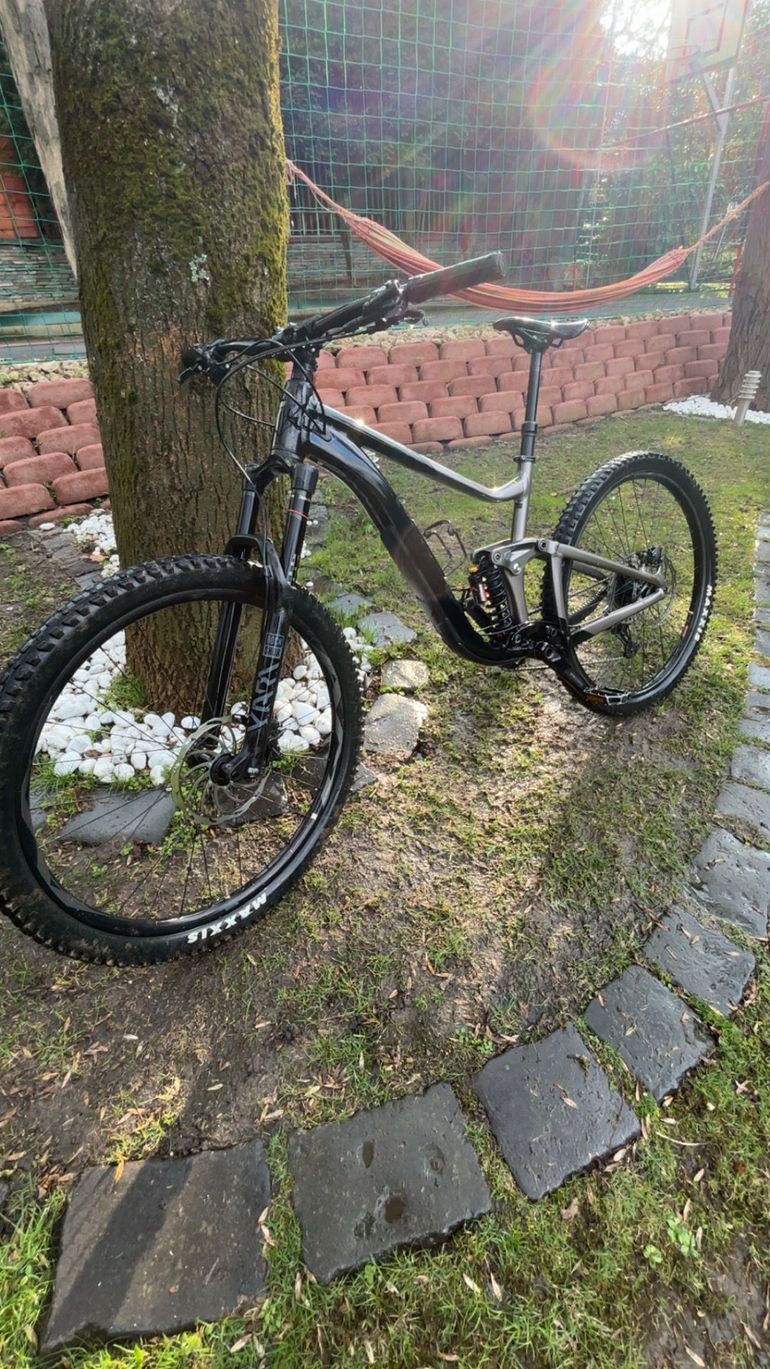 Used Giant Reign 2 2023 Frameset 2023 Mountainbike — image 2 of 10