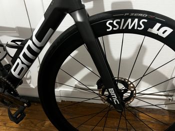 Used BMC Teammachine SLR 01 TWO 2023 2023 Road & Gravel, Black — image 4 of 7