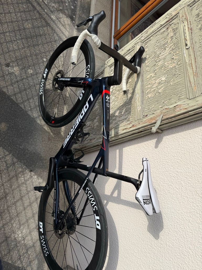 Used Lapierre Xelius Shimano Ultegra Di2 2022 Road & Gravel, Blue — image 2 of 10