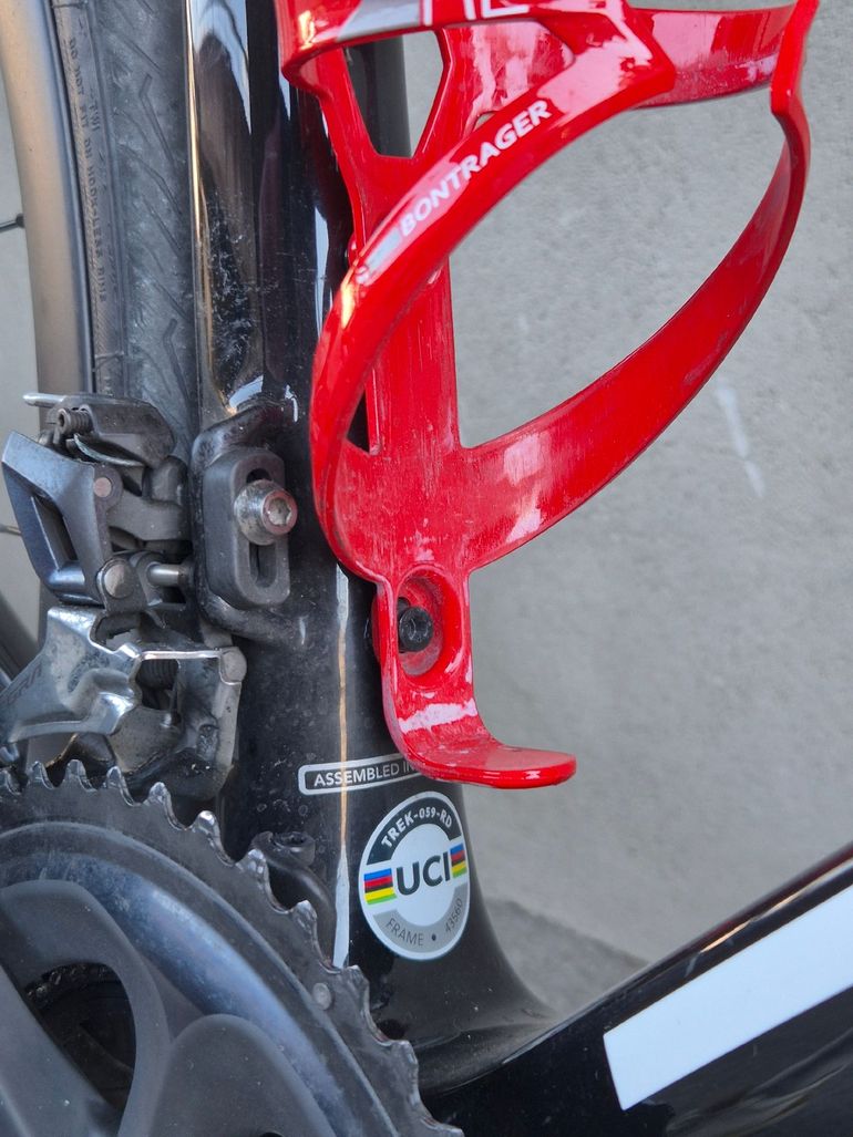 Used Trek Émonda SL 6 Disc 2021 2021 Road & Gravel, Black — image 4 of 7