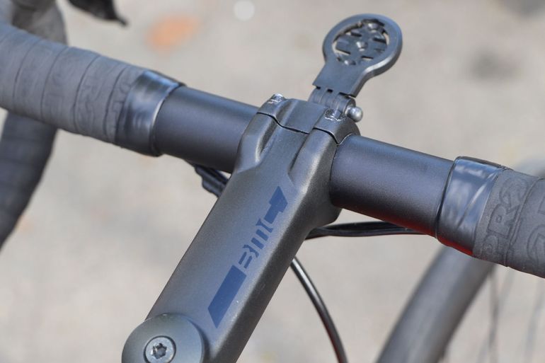 Used BMC Roadmachine Shimano Ultegra Di2 2018 Road & Gravel, Red — image 6 of 9