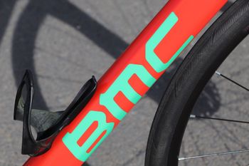 Used BMC Roadmachine Shimano Ultegra Di2 2018 Road & Gravel, Red — image 4 of 9