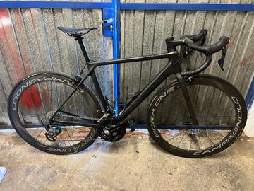 Canyon Ultimate CF SL 8.0 2020 2020 Road & Gravel usato